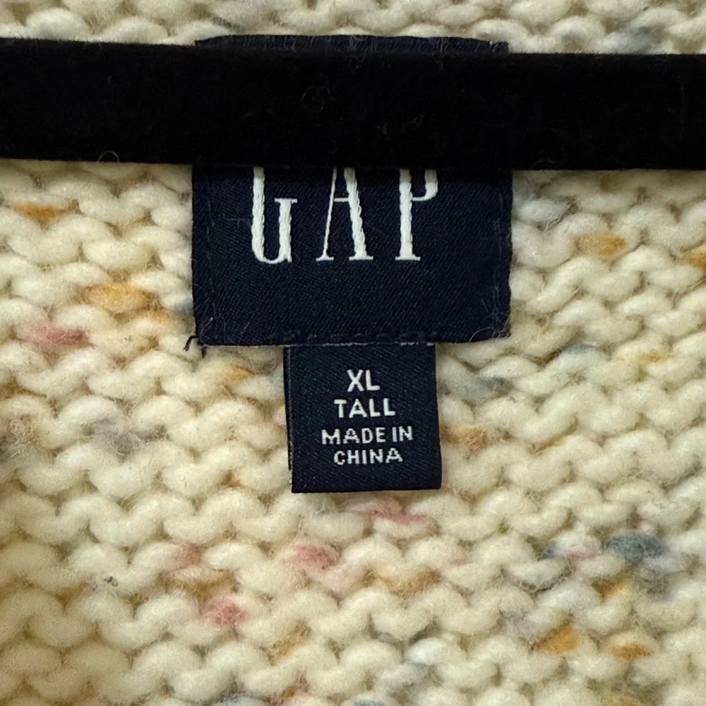 GAP Speckled Cream Crew Neck Sweater - Picture 4 of 6